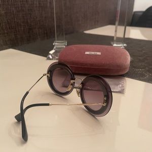 Sunglass Miu miu original rarely used
